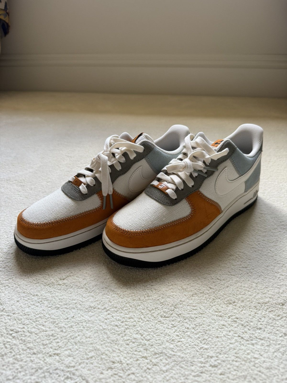 Nike Nike Air Force 1 ‘07 LV8 Size US 10.5 / EU 43-44 - 2 Thumbnail