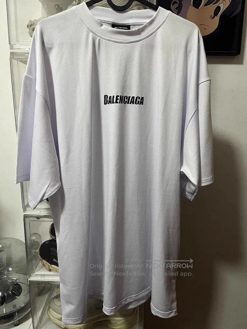 Balenciaga Balenciaga White Logo Mesh Short Sleeve. Size US M / EU 48-50 / 2 - 1 Thumbnail