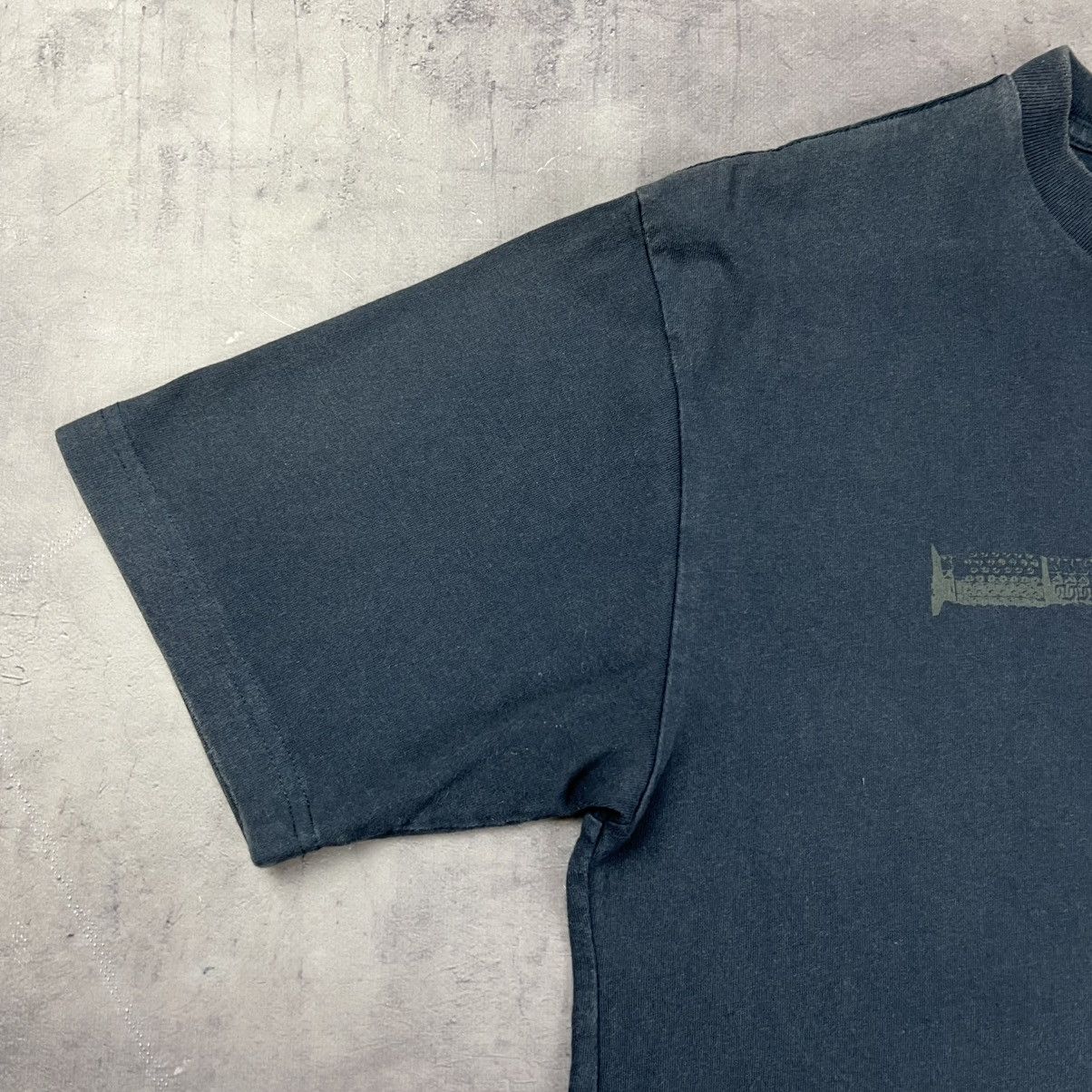 Oakley Rare! Oakley Factory Pilot Knife Logo Tee Big 00s Size US M / EU 48-50 / 2 - 2 Thumbnail