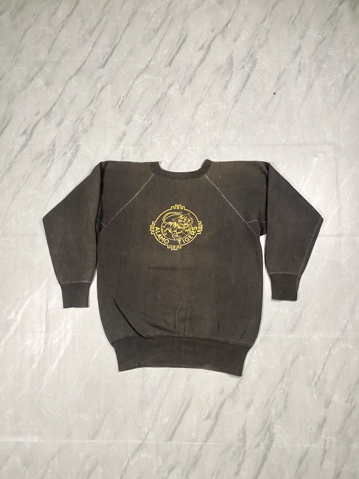 Grail Rare Vintage 80s Alamo Tigers Crewneck