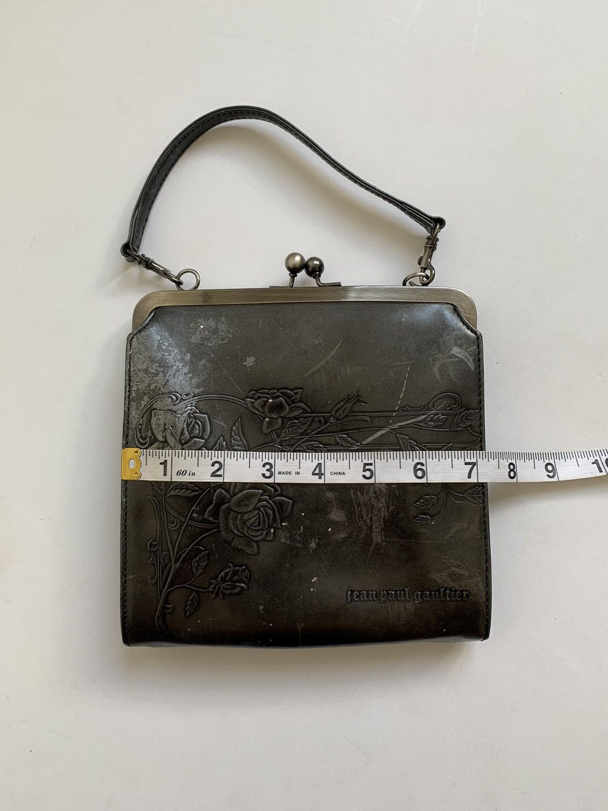 Jean Paul Gaultier Jean Paul Gaultier Roses Silver Clasp Handbag Size ONE SIZE - 23 Thumbnail