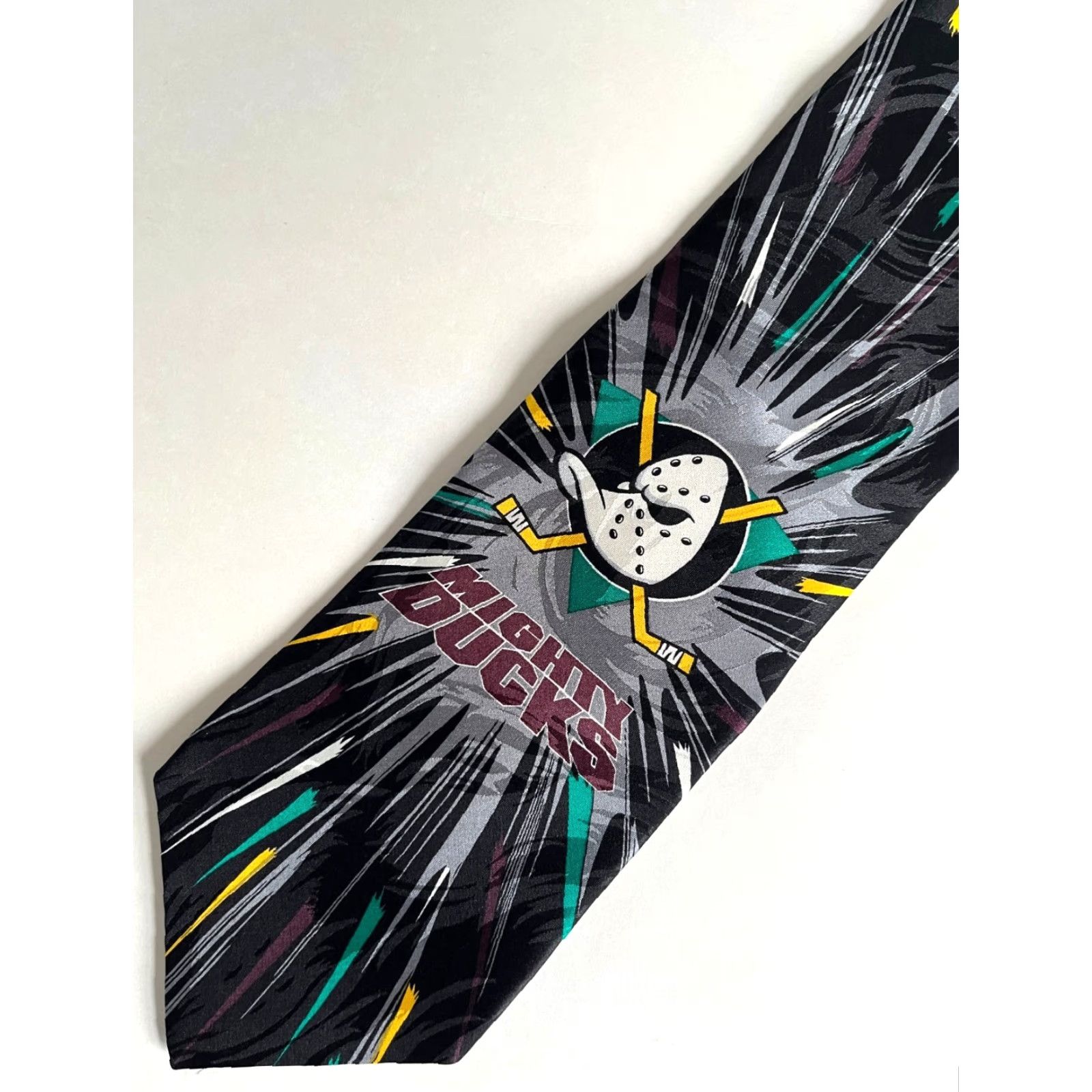 NHL VINTAGE NWT Mighty Ducks of Anaheim Silk Tie NHL Ralph Marlin Men Size ONE SIZE - 3 Thumbnail