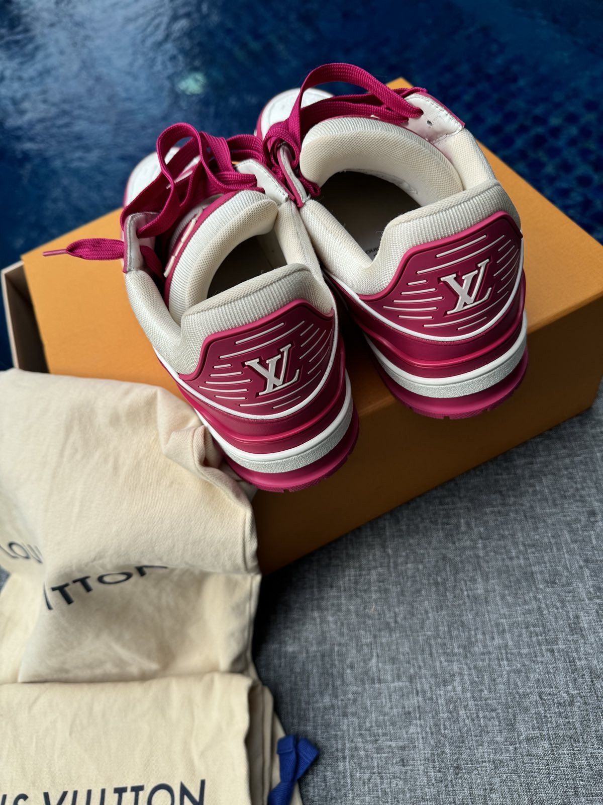 Louis Vuitton Louis Vuitton Trainer Low White Fuchsia Size US 7.5 / EU 40-41 - 4 Thumbnail