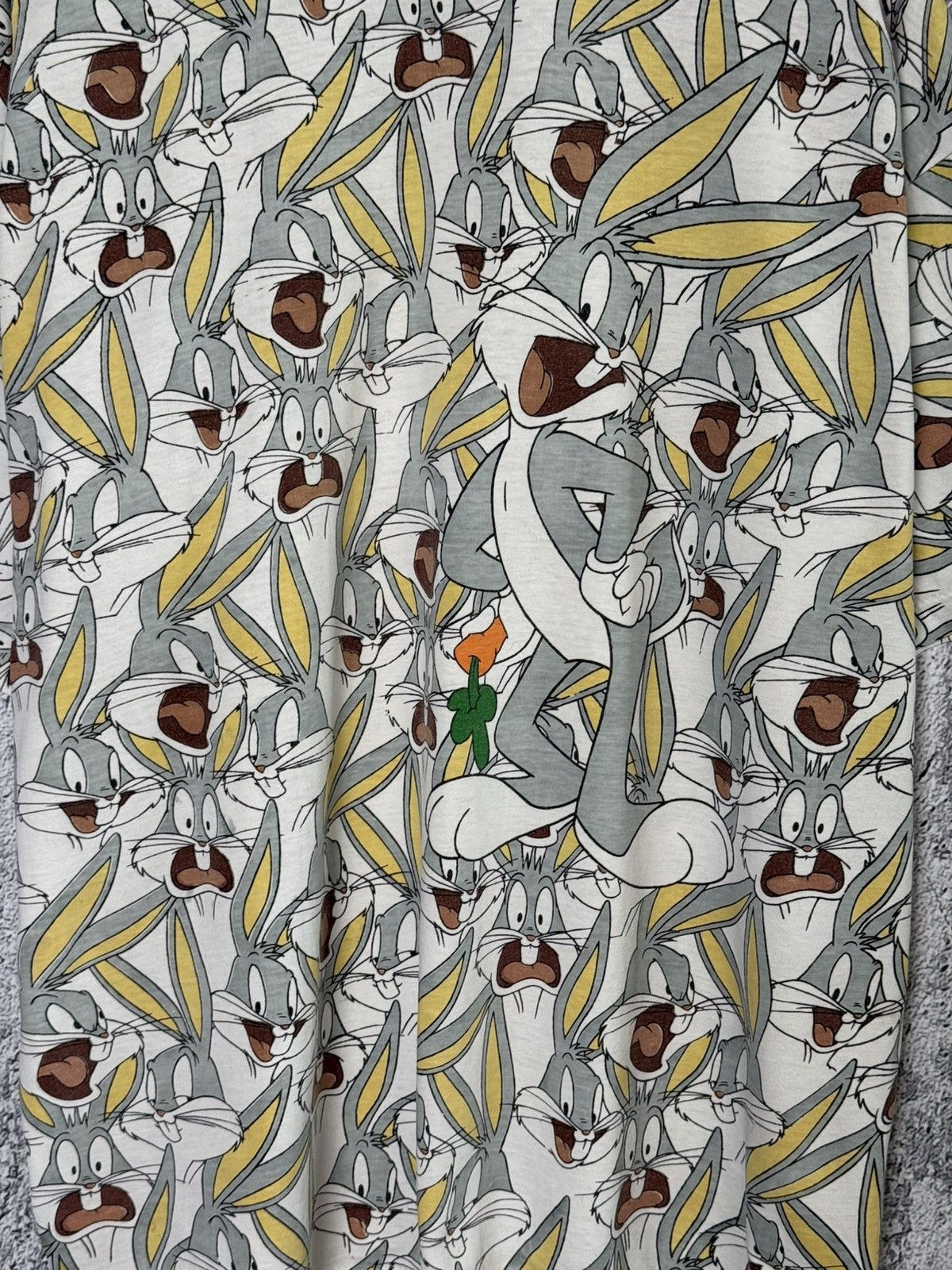 Warner Bros Vintage Bugs Bunny All Over Print T-Shirt Looney Tunes Tee Size US XL / EU 56 / 4 - 20 Thumbnail