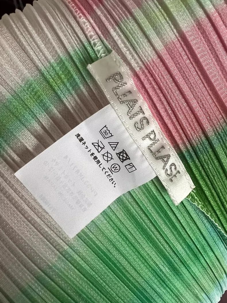 Issey Miyake Issey Miyake size:4 Pink high-neck sleeveless top Size S / US 4 / IT 40 - 3 Thumbnail