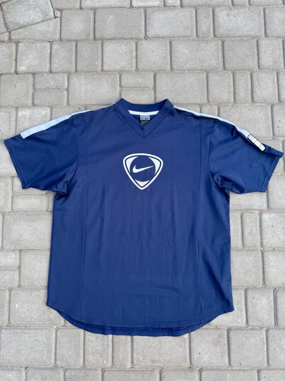 Nike Nike T Shirt Vintage Size US L / EU 52-54 / 3 - 1 Thumbnail