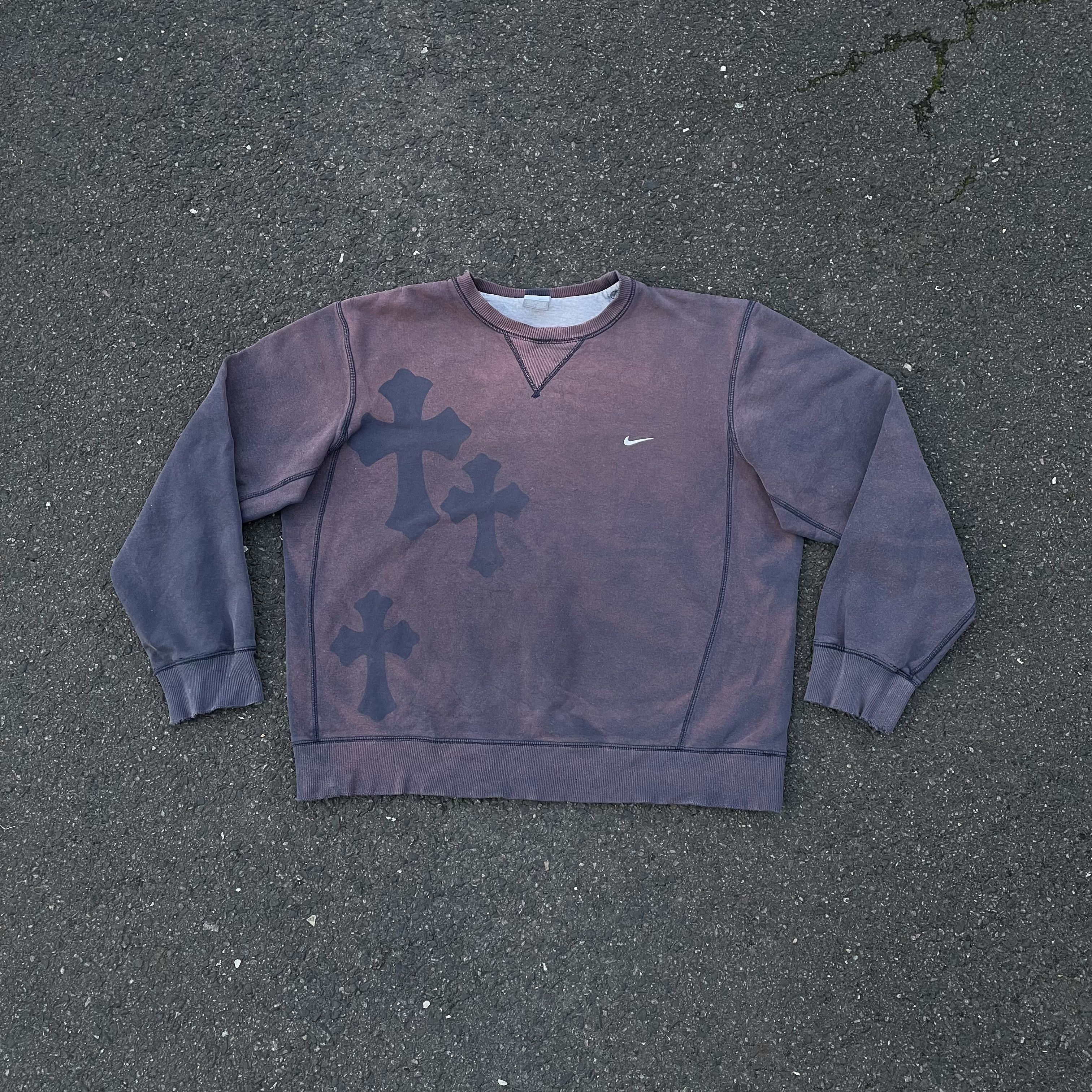 Nike Vintage Custom Nike Cross Graphic Sweatshirt Grunge faded Size US L / EU 52-54 / 3 - 1 Thumbnail