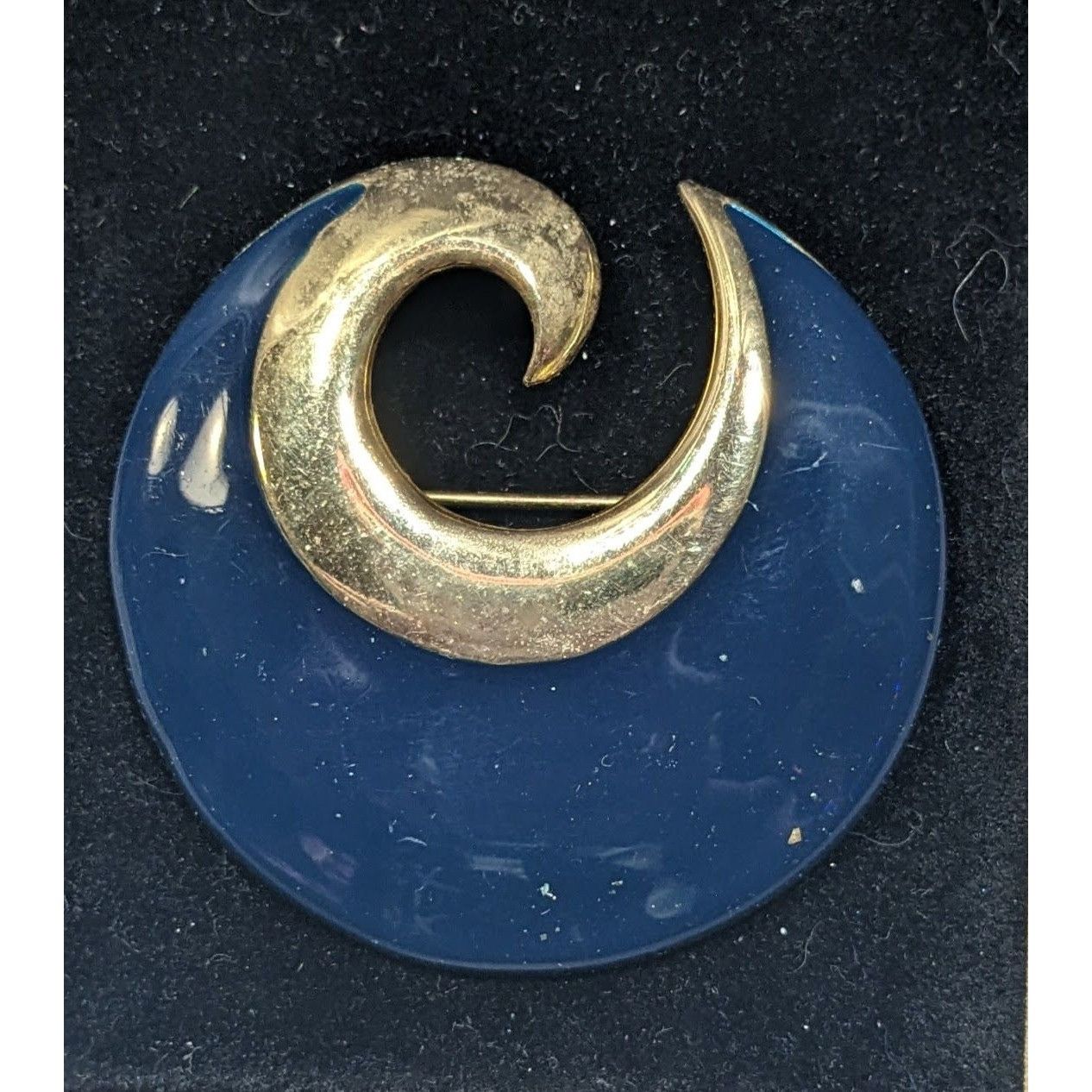 Other Vintage Blue And Gold Swirl Metal And Enamel Brooch Size ONE SIZE - 3 Thumbnail
