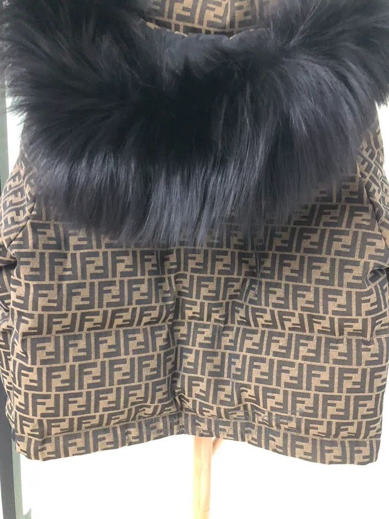 Fendi Fendi All-Print Down Jacket Size S / US 4 / IT 40 - 3 Thumbnail