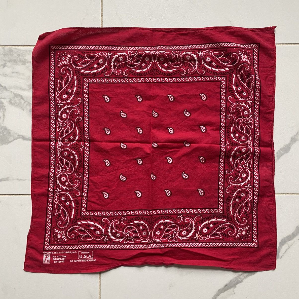 Vintage Vintage 1980s 80s Red Paisley Bandana 20” Made in USA Size ONE SIZE - 1 Thumbnail