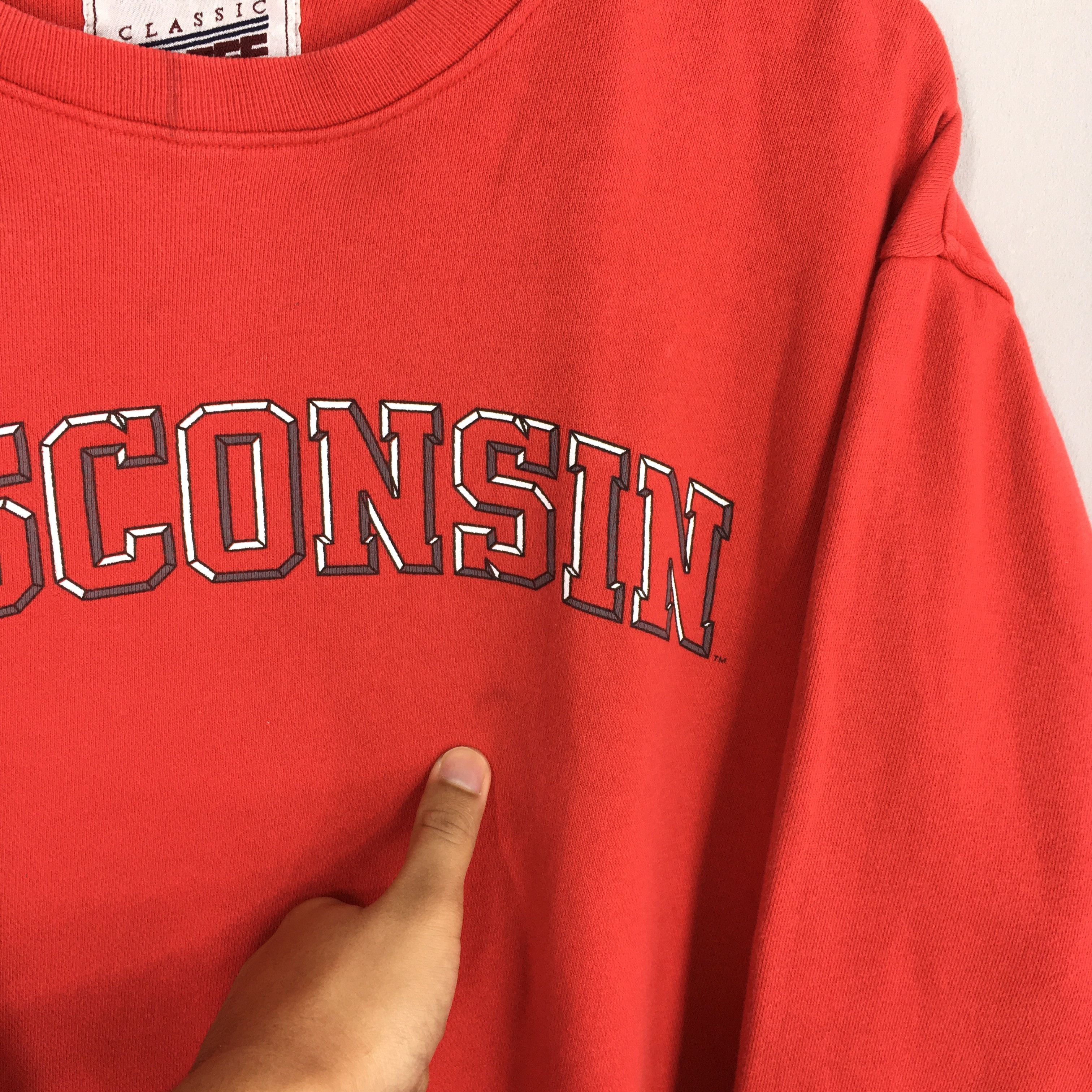 Vintage Vintage Wisconsin State Usa Red Sweater XLarge Size US XL / EU 56 / 4 - 5 Thumbnail