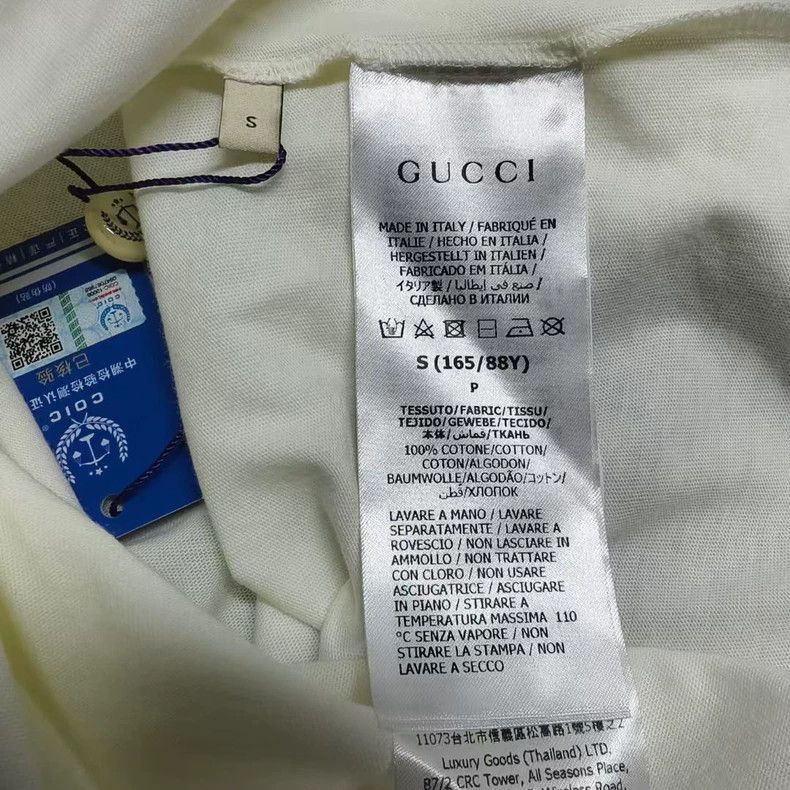 Gucci Gucci Cartoon letter Logo print off-shoulder sleeve T-shir Size S / US 4 / IT 40 - 4 Thumbnail