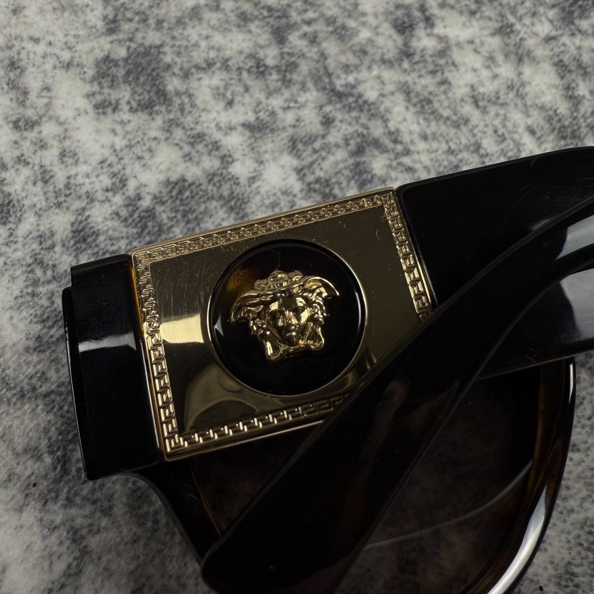Versace Versace Medusa Head Tortoiseshell Sunglasses Size ONE SIZE - 6 Thumbnail
