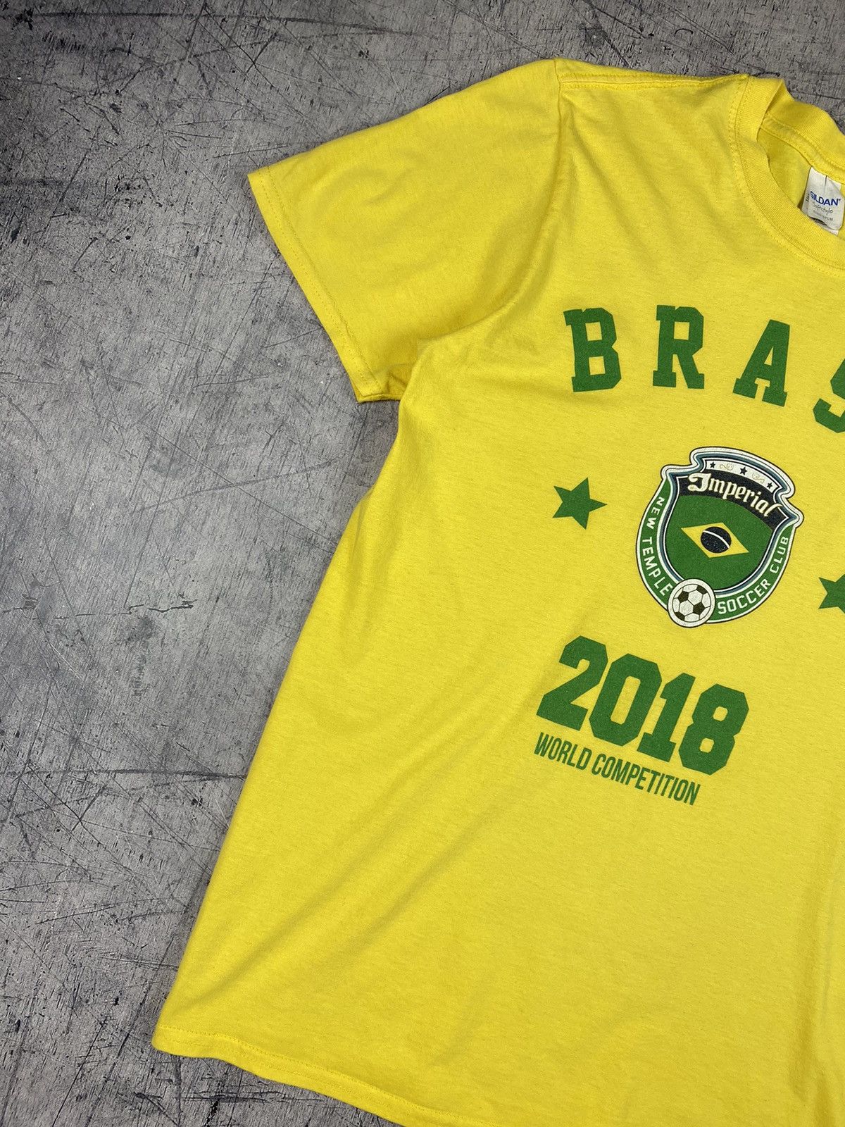 Gildan Vintage Brasil 2018 Soccer Jersey T Shirt Tee Size US M / EU 48-50 / 2 - 3 Thumbnail