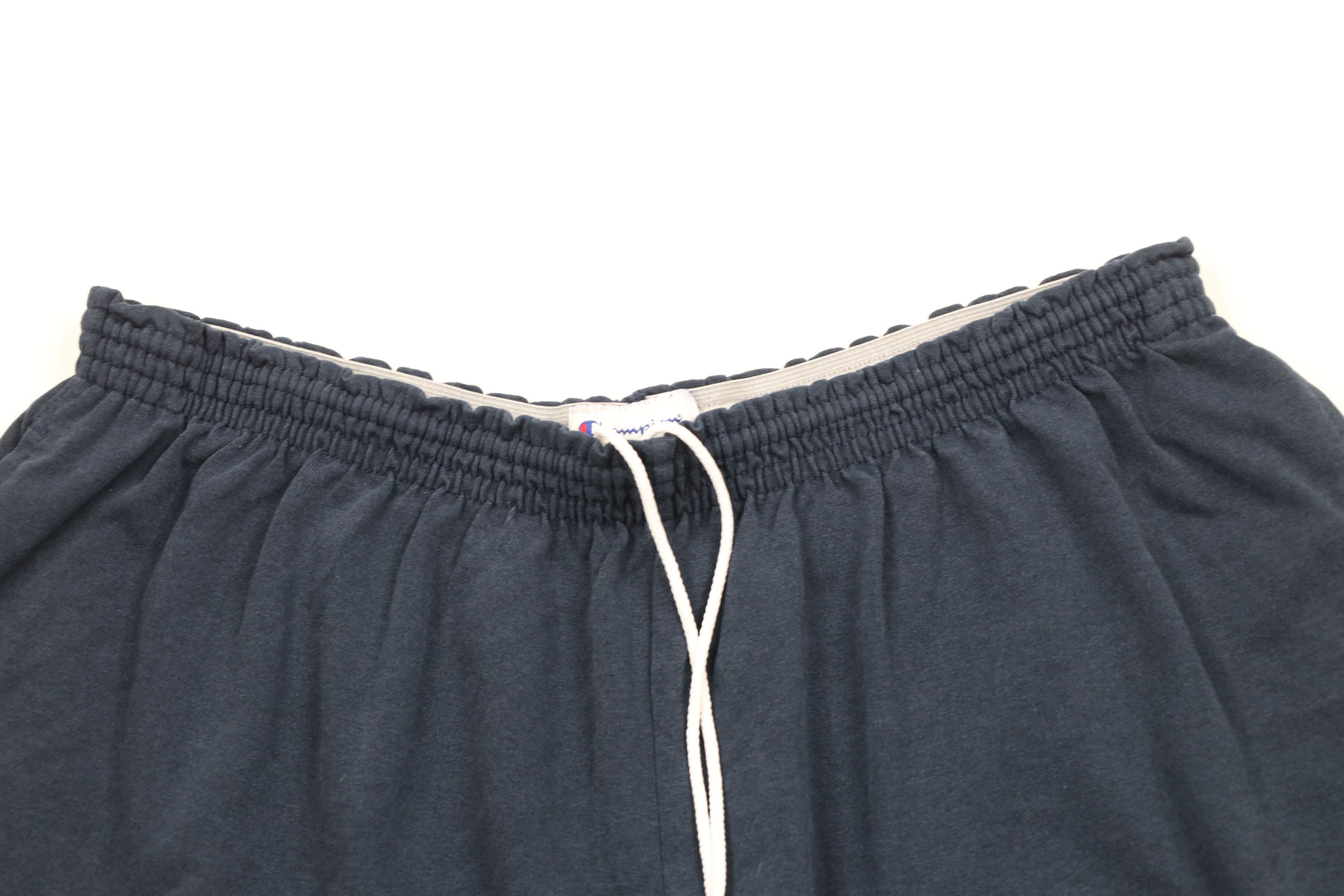 Champion × Vintage Vintage Champion Classic Logo Heavyweight Above Knee Shorts Size US 38 / EU 54 - 2 Thumbnail