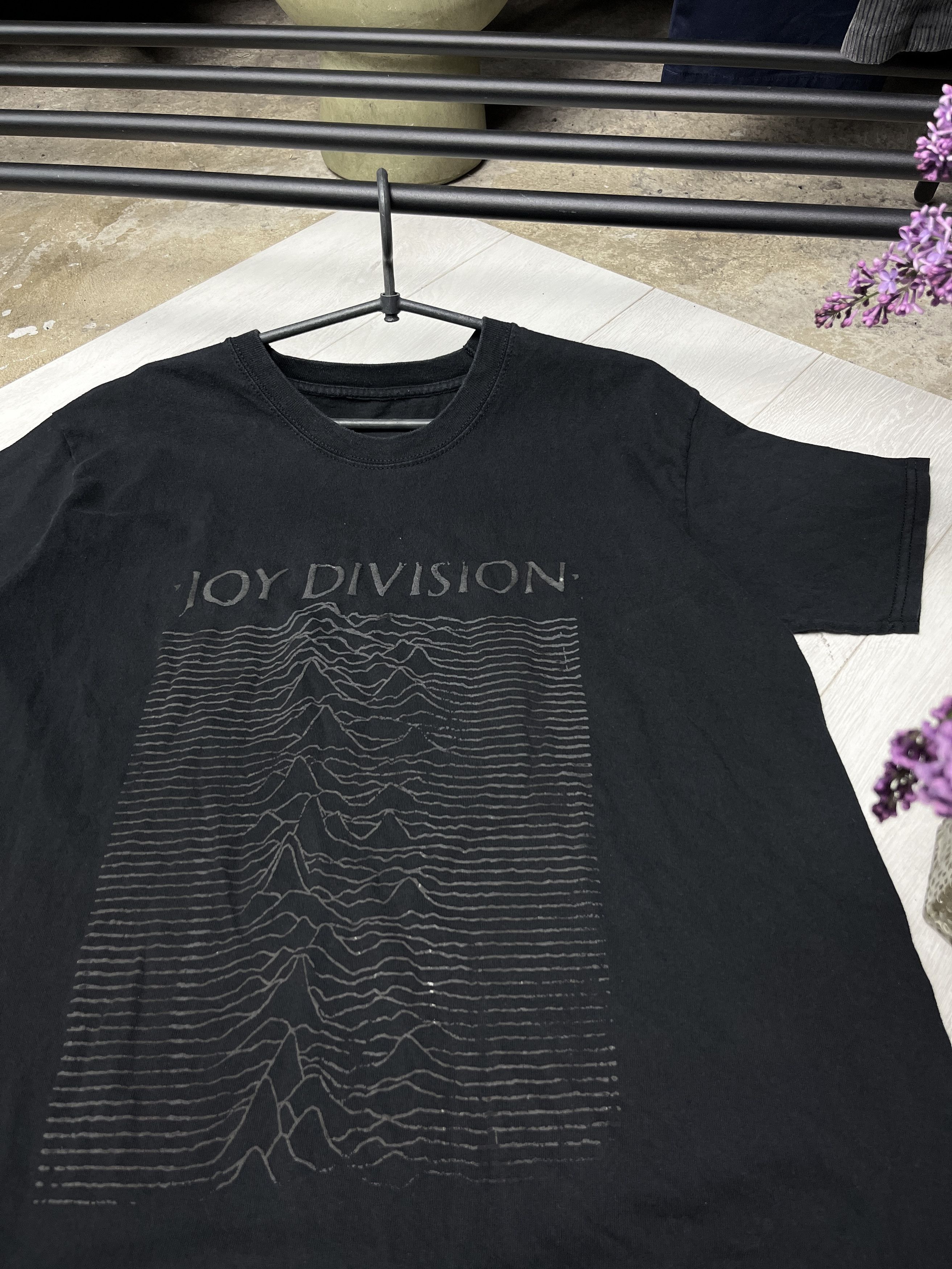 Band Tees 2000s JOY DIVISION UNKNOWN PLEASURES TEE - № 962 Size US L / EU 52-54 / 3 - 2 Thumbnail