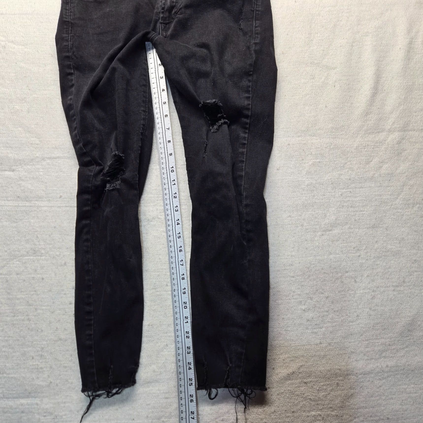 Old Navy Old Navy RockStar Super Skinny Ankle Womens Black Denim Jeans W/Raw Hems Size 12 Size 24" / US 00 / IT 34 - 7 Thumbnail