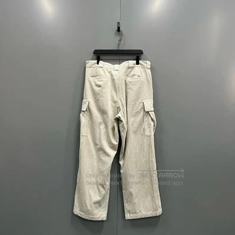 Prada Prada Men's Casual Pants in Beige. Size US 32 / EU 48 - 2 Thumbnail