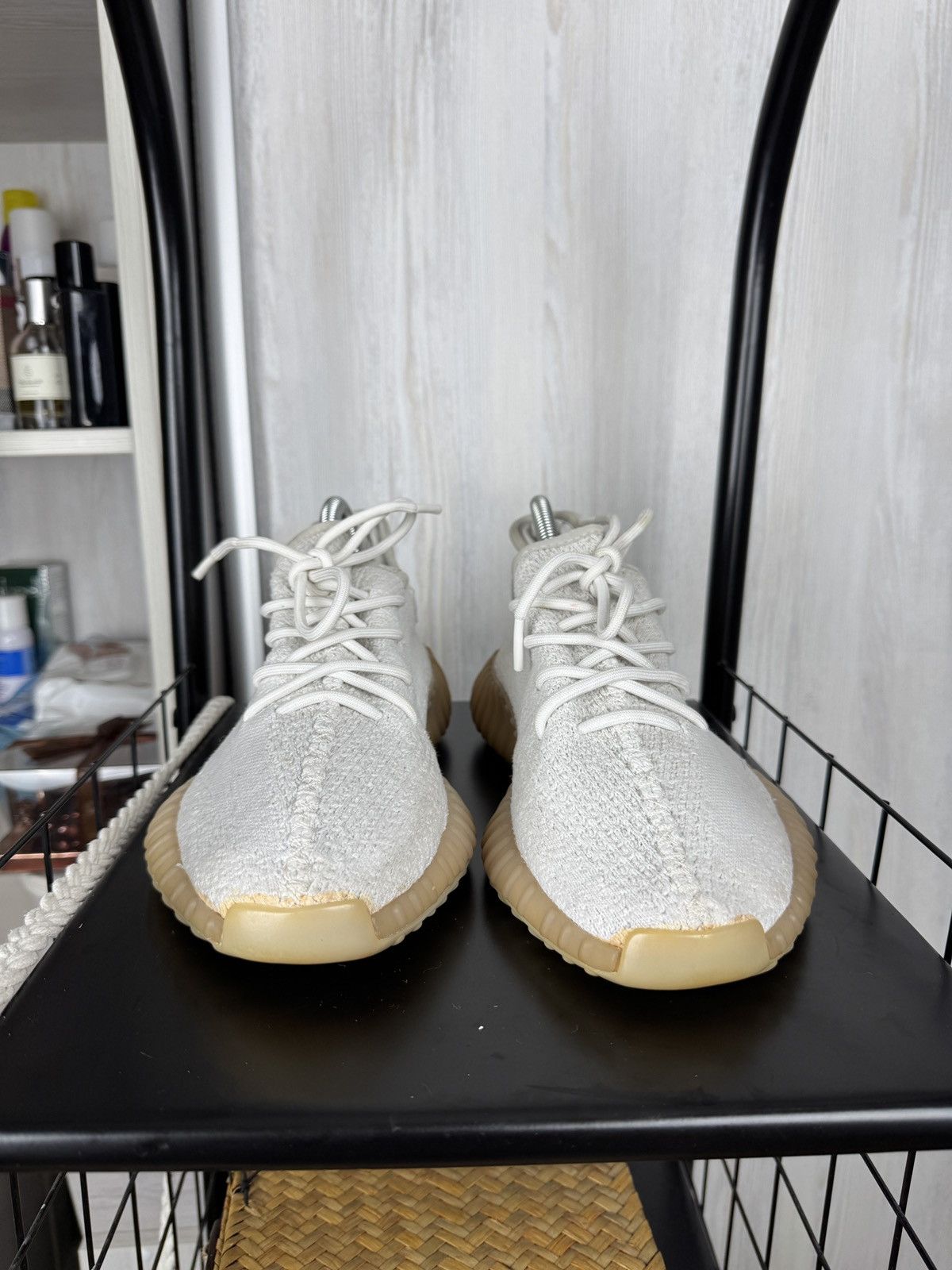Adidas CP9366 Adidas Yeezy Boost 350 V2 Cream Triple White Size US 9.5 / EU 42-43 - 5 Thumbnail