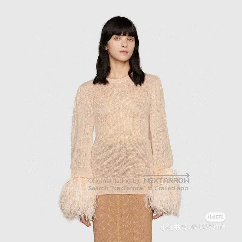 Gucci Gucci Detachable Ostrich Feather Sweater. Size L / US 10 / IT 46 - 1 Thumbnail