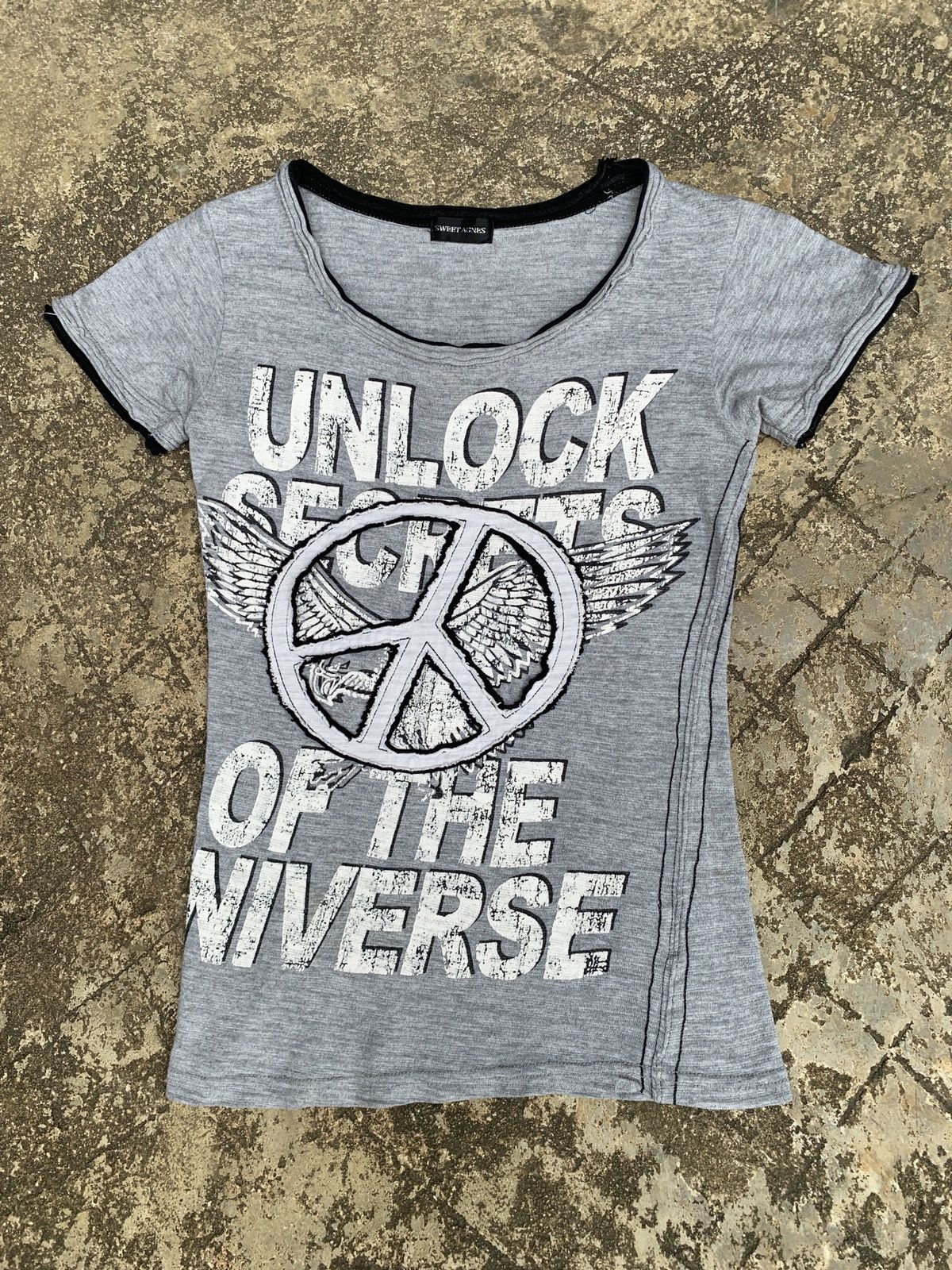 If Six Was Nine × Japanese Brand y2k Sweet Agnes Peace Sign Poem Quotes Graphic Top Size M / US 6-8 / IT 42-44 - 1 Thumbnail