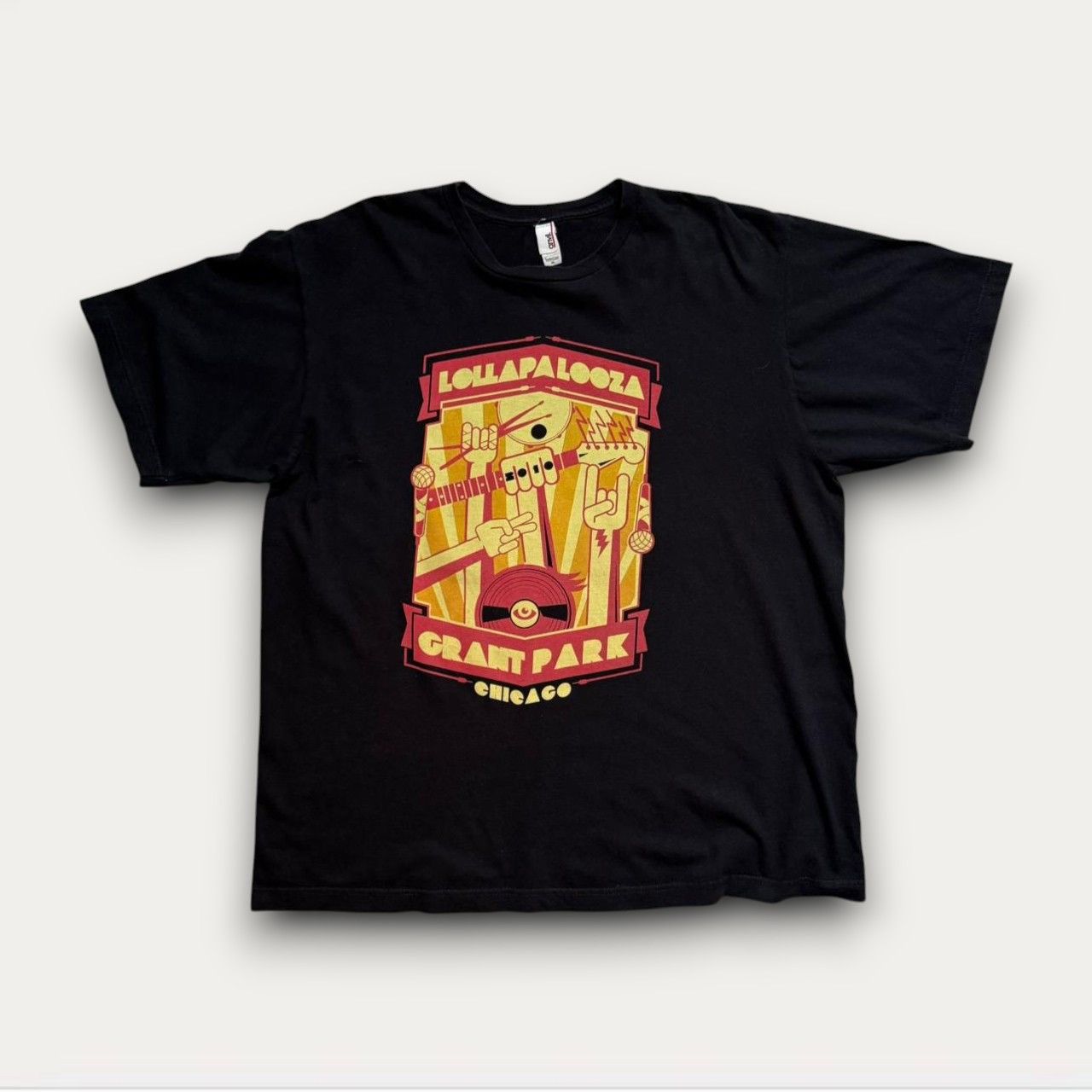 Anvil Vintage Lollapalooza 2010 Grant Park Chicago Tee Size US XL / EU 56 / 4 - 1 Thumbnail