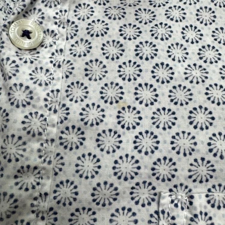 Tommy Bahama Tommy Bahama Button-Down Shirt Mens M Denim Blue Geometric Casual Shirt Size US M / EU 48-50 / 2 - 5 Thumbnail