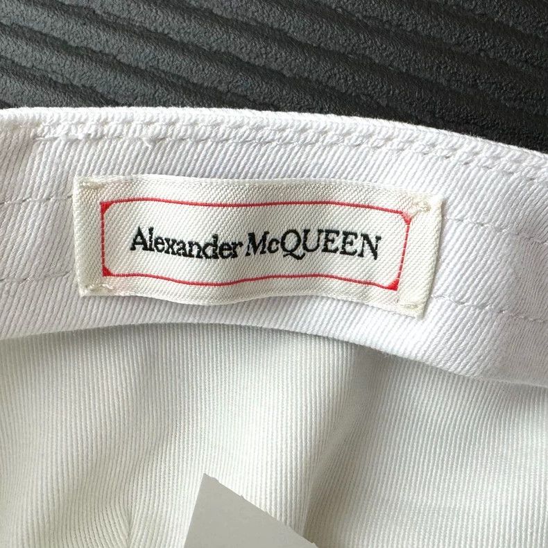 Alexander McQueen Alexander Mcqueen SizeL Sewing hats Size ONE SIZE - 7 Thumbnail