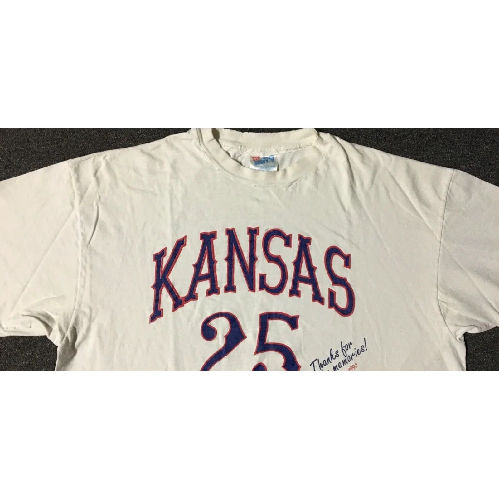 Thrasher VINTAGE Kansas #25 Thrashed Faded Shirt M 90s College White Graphic Tee Mens 90s Grunge University USA Size US M / EU 48-50 / 2 - 6 Thumbnail