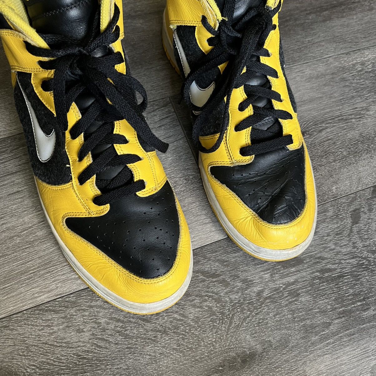 Nike Vintage 2006 Nike Dunk High Maize Taxi Size 11 309432-711 Size US 11 / EU 44 - 9 Thumbnail