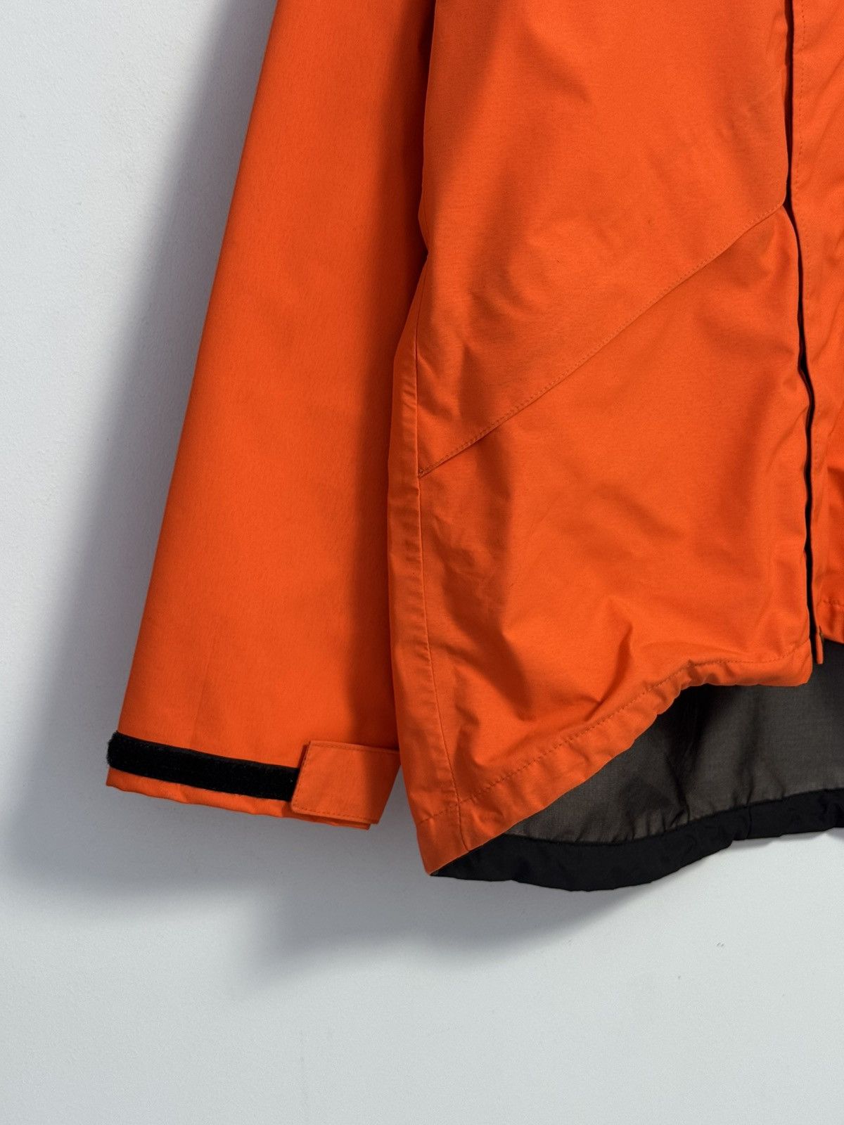 Berghaus Vintage Berghaus Gore-Tex Jacket Orange Mens Outdoor Size US S / EU 44-46 / 1 - 9 Thumbnail