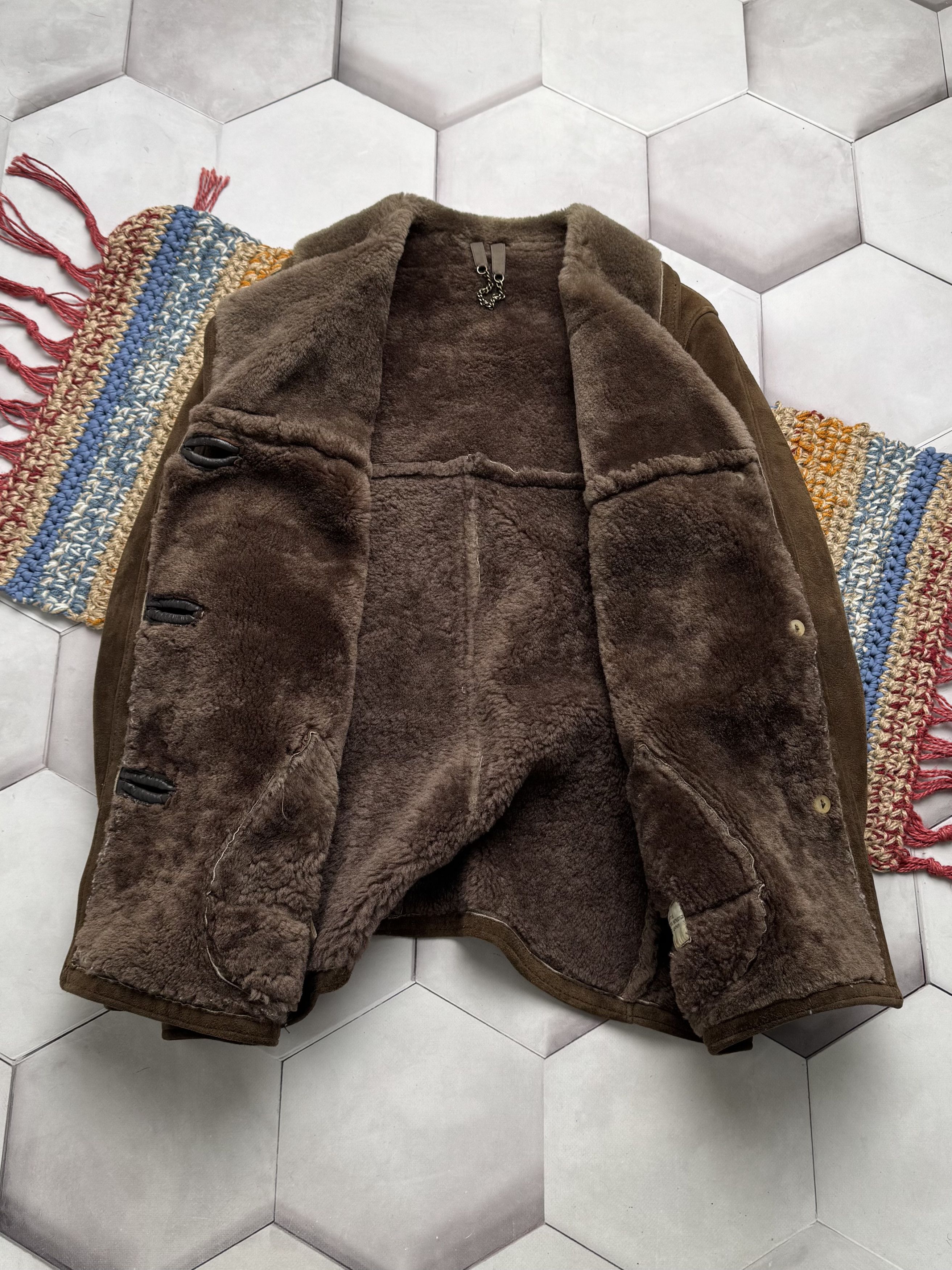 Vintage Vintage Real Sheepskin Coat (E4) Size L / US 10 / IT 46 - 5 Thumbnail
