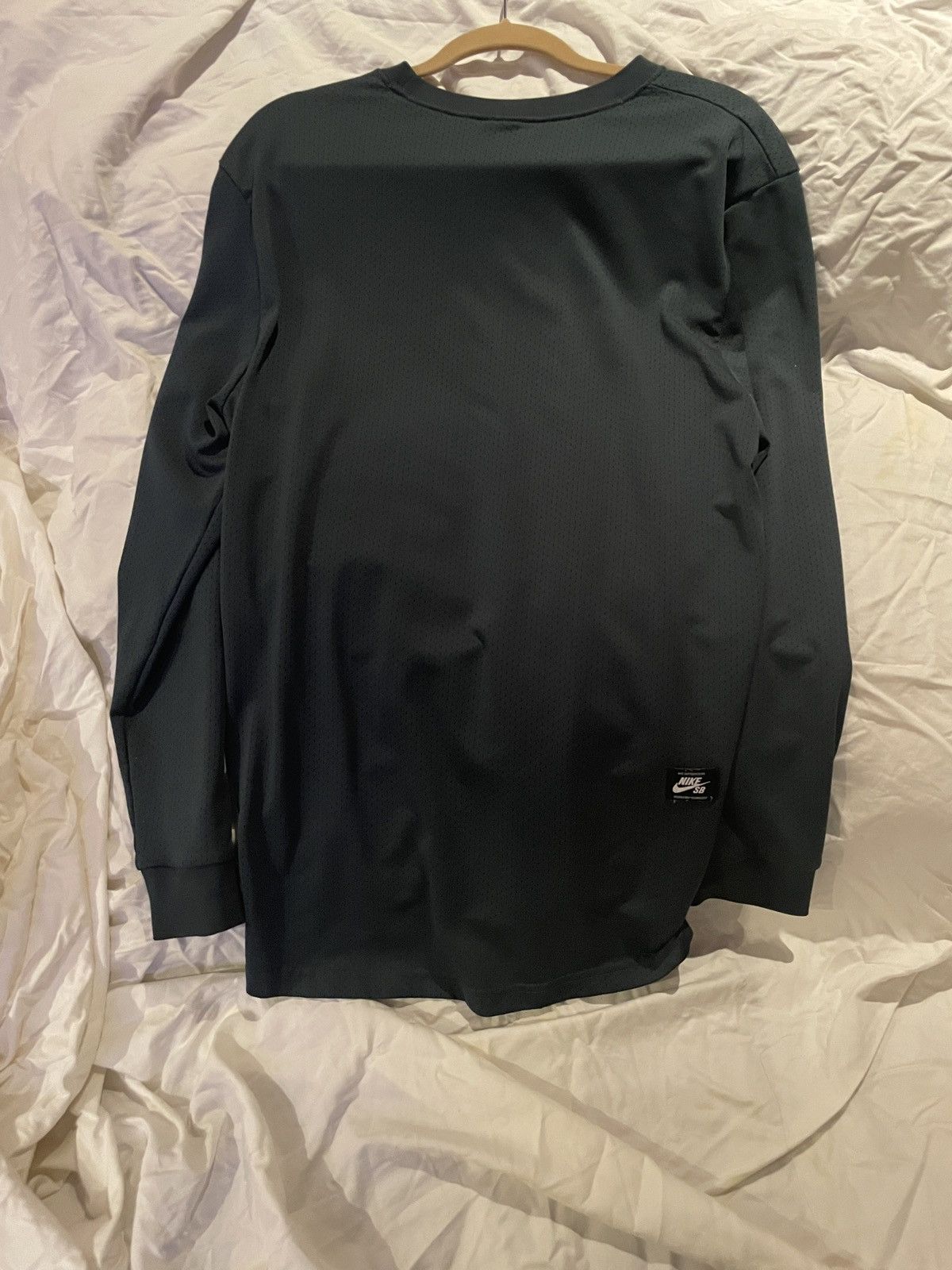 Nike Nike SB Forest Green Logo Mesh L/s Tee Size US XL / EU 56 / 4 - 2 Thumbnail