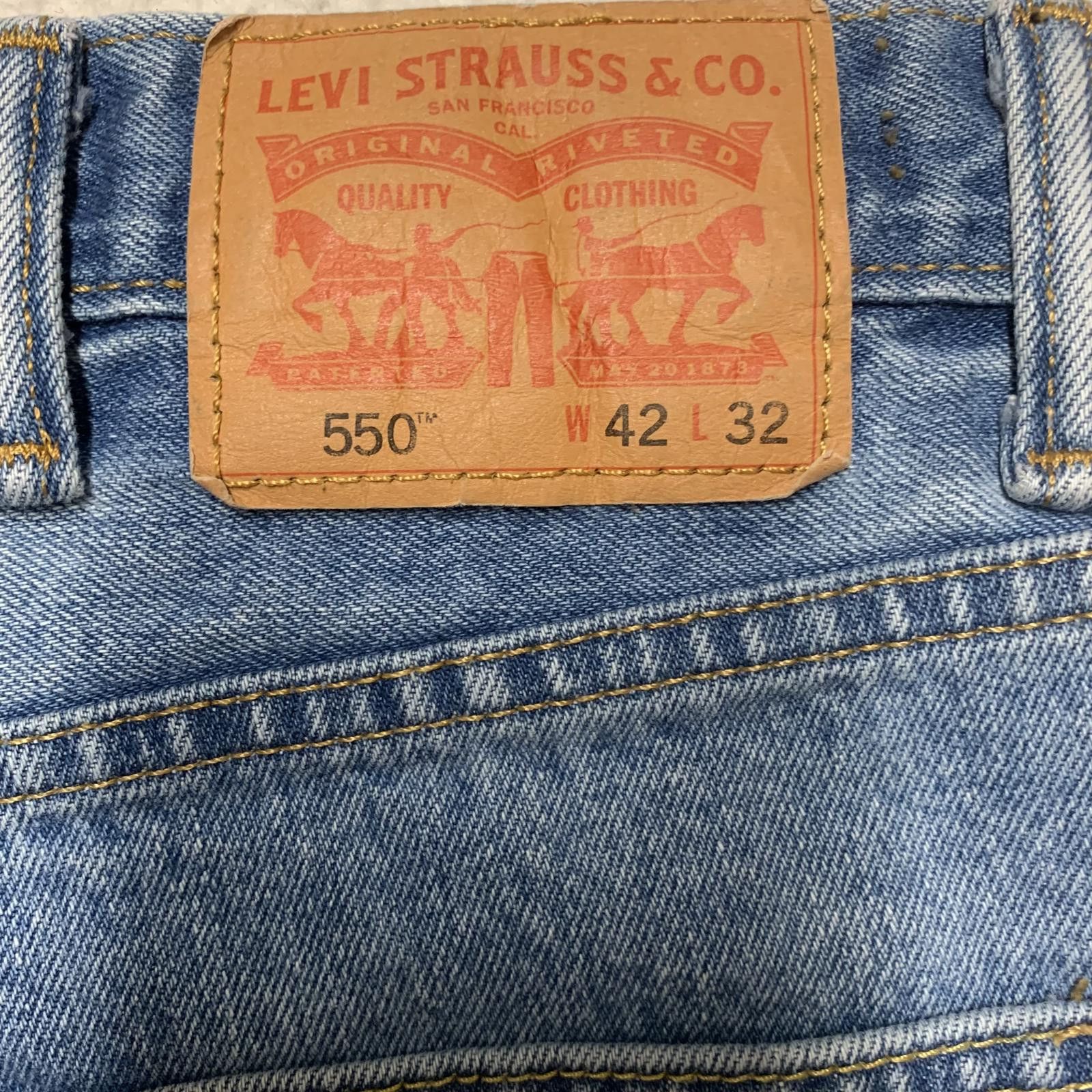 Other Levi's 550 Men's Altered Blue Sz 42 Denim Shorts Size US 42 / EU 58 - 9 Thumbnail