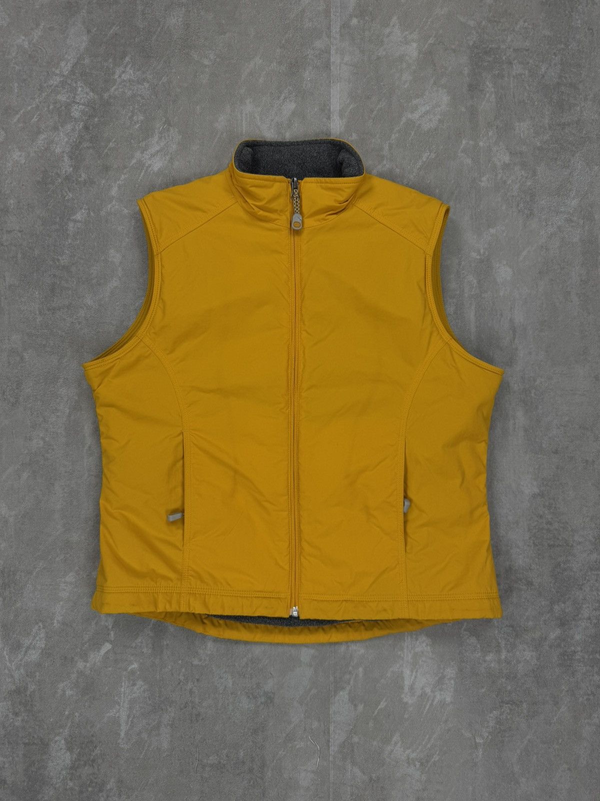 L.L. Bean Vintage L.L. Bean vest Womens work LL Bean ski vest size M Size M / US 6-8 / IT 42-44 - 1 Thumbnail