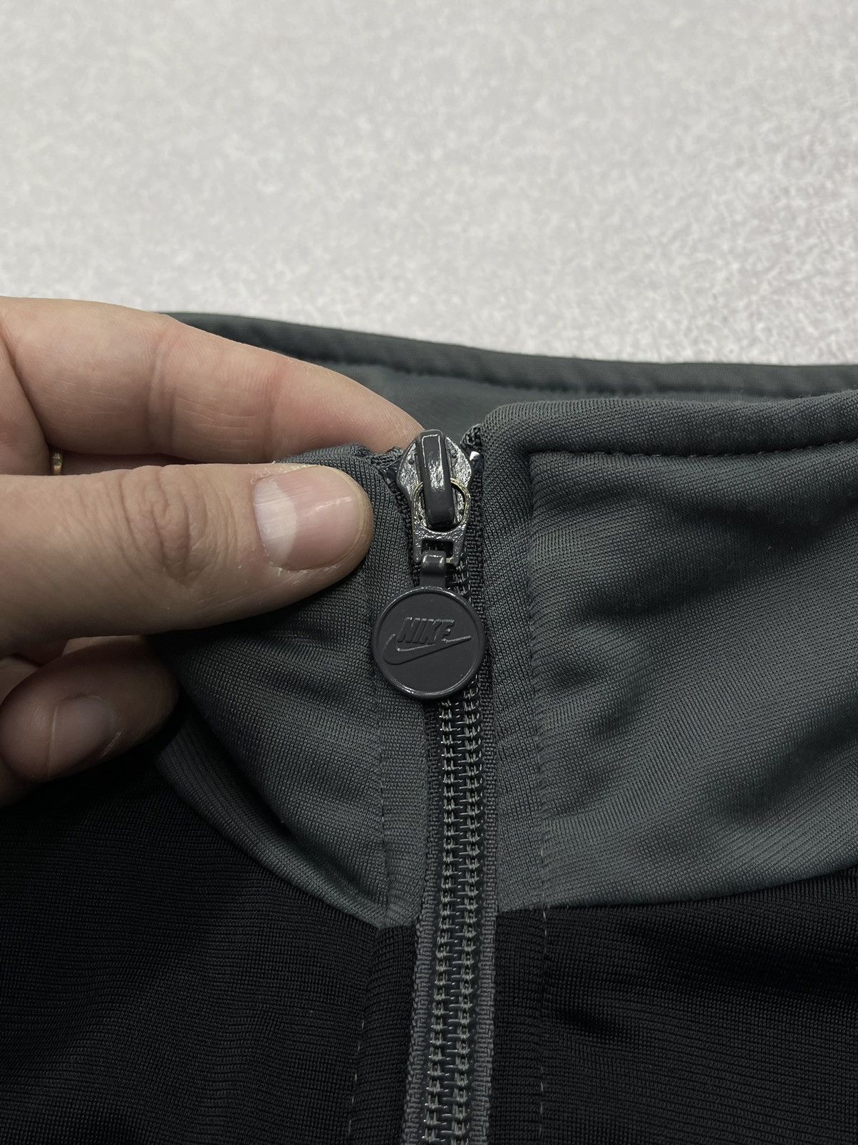 Nike Vintage Nike Sportswear Track Jacket Grey Drill Y2K ACG TN Size US L / EU 52-54 / 3 - 6 Thumbnail