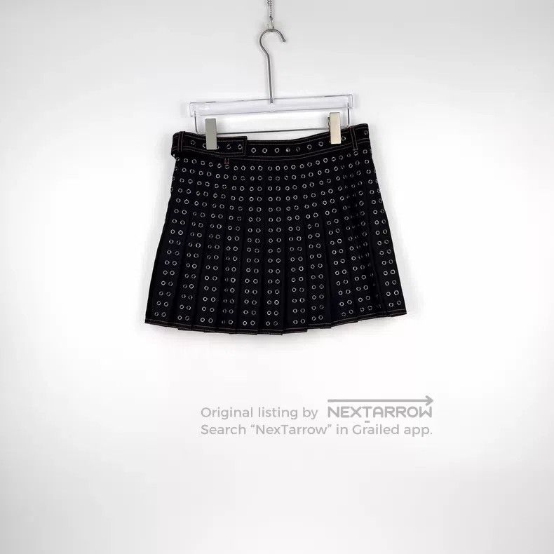 Dior Dior Black rivet fixed belt short skirt Size 24" / US 00 / IT 34 - 4 Thumbnail