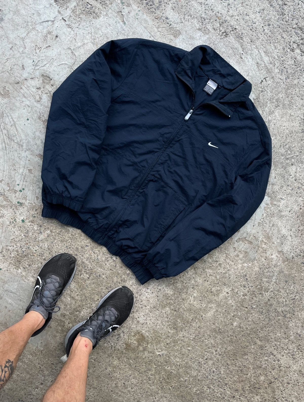 Nike Vintage Nike Y2k Nylon Track Drill Windbreaker OG Jacket Size US L / EU 52-54 / 3 - 4 Thumbnail