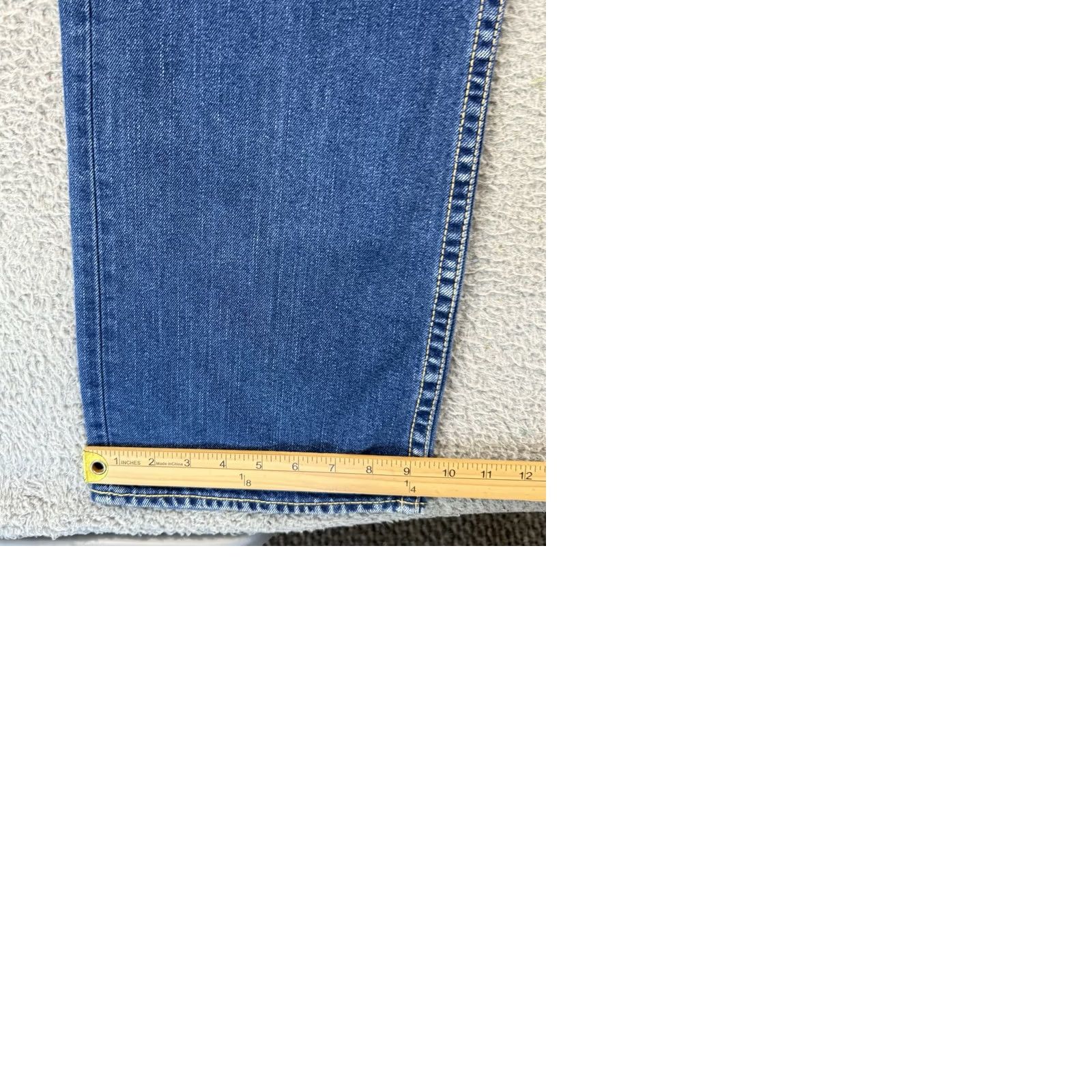 Levi's VINTAGE Levi's Iconic Straight Jeans Mens 33x34 Blue Denim Button Fly Y2K Size US 33 - 9 Thumbnail