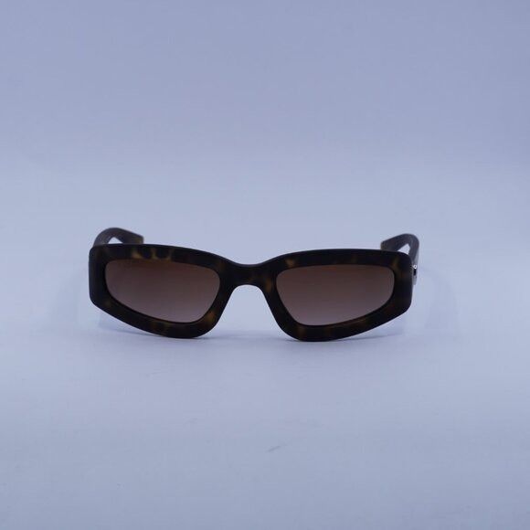 Gucci Gucci GG1787S 002 Sunglasses Dark Havana Cat Eye Frame Size ONE SIZE - 4 Thumbnail