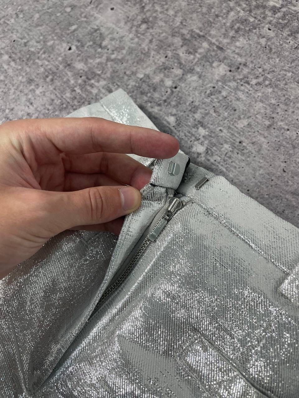 H&M × Paco Rabanne Paco Rabanne H&M Silver Metallic Pants Y2K Size 25" / US 0 / IT 36 - 5 Thumbnail