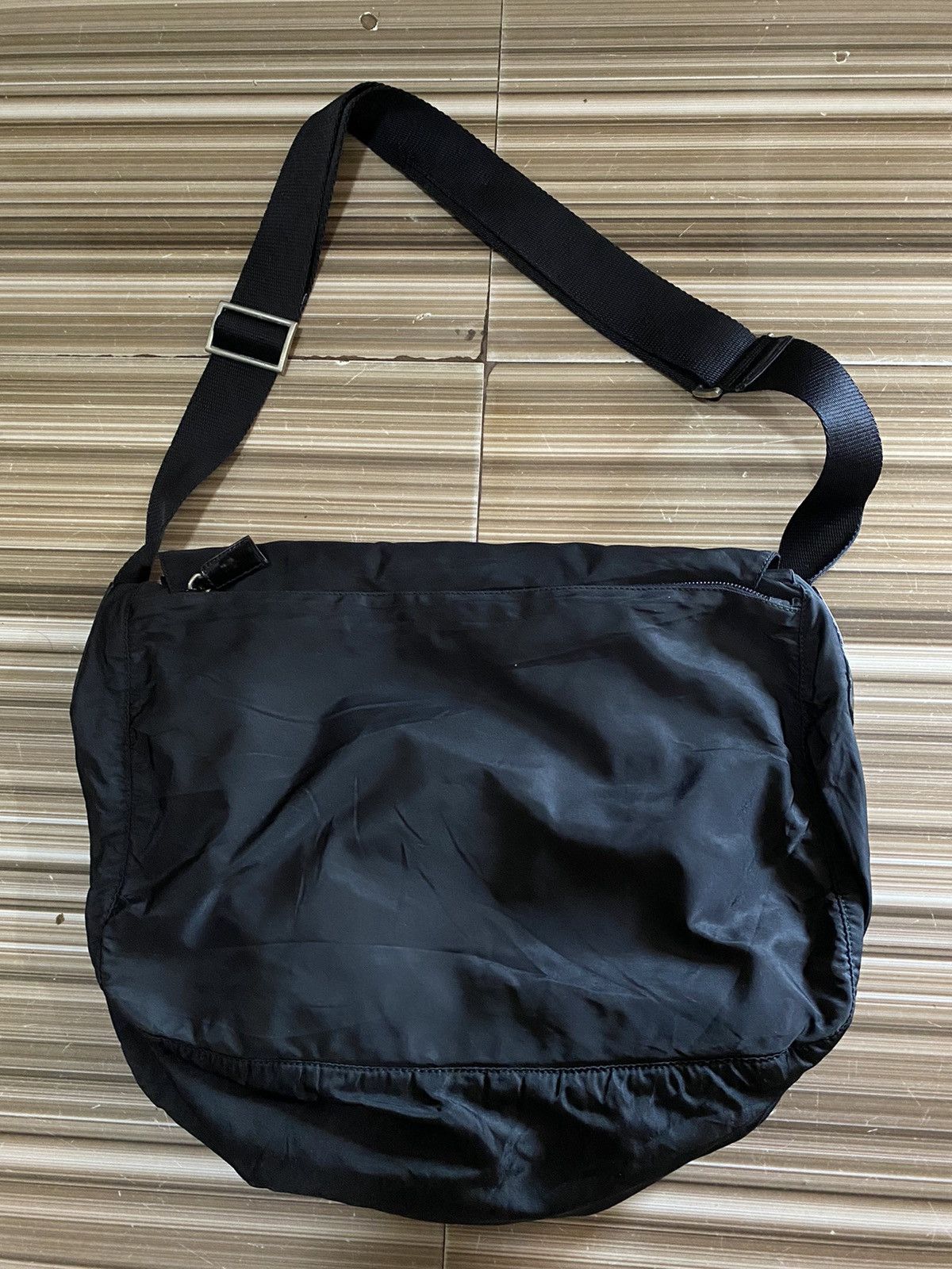 Prada PRADA MESSENGER SLING BAG Size 26 - 3 Thumbnail