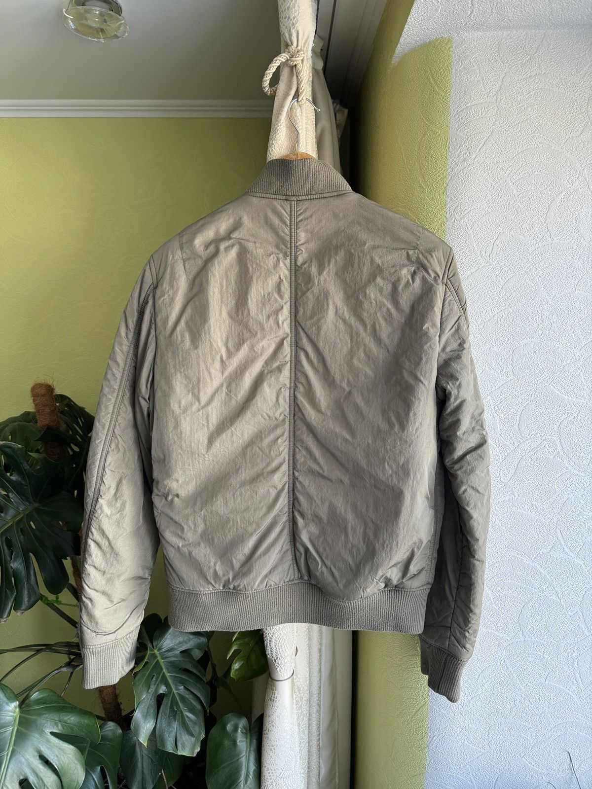 Allsaints AllSaints Nylon Bomber Jacket Khaki Military Avant Garde Size US S / EU 44-46 / 1 - 3 Thumbnail