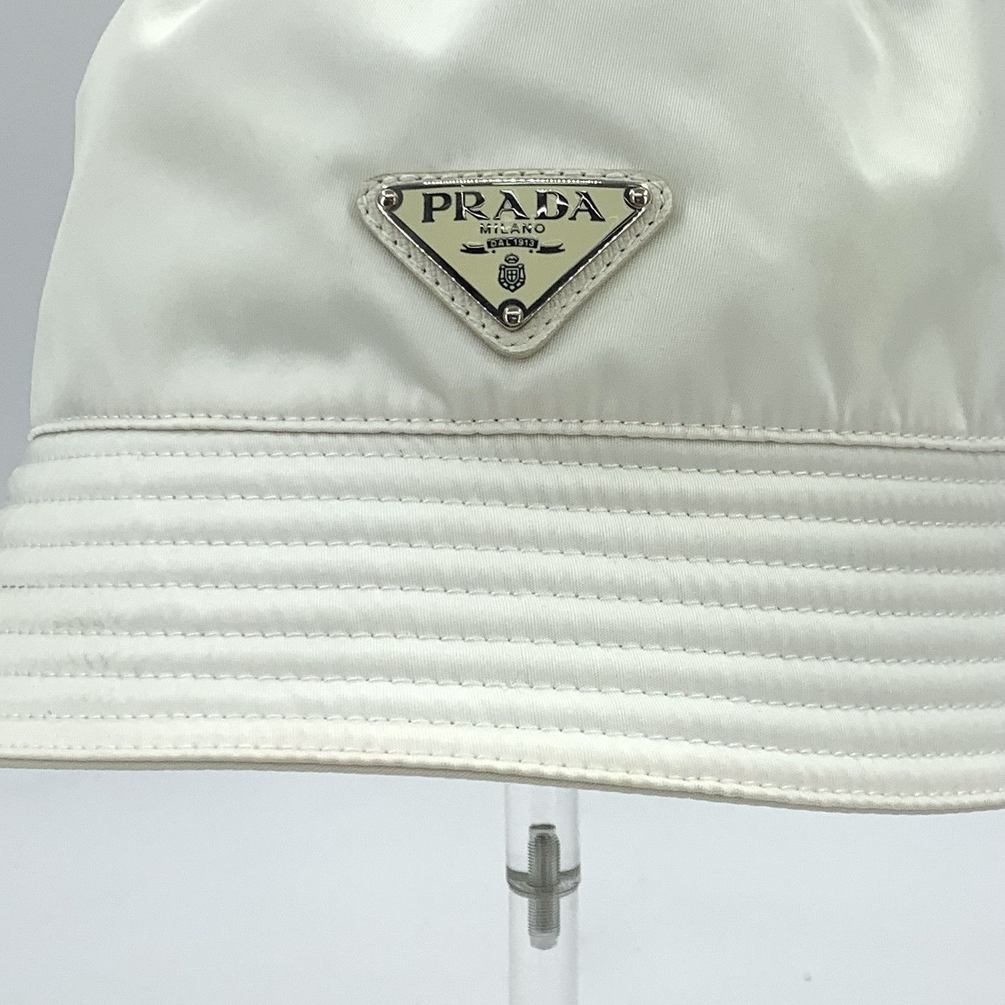 Prada Prada White Cotton Triangle Logo Bucket Hat Size ONE SIZE - 4 Thumbnail