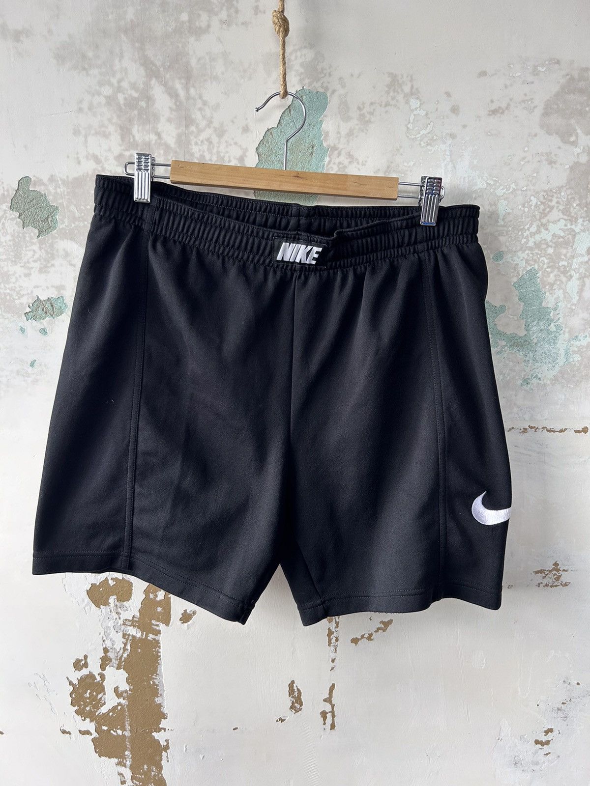 Nike NIKE VINTAGE SHORTS WITH BIG LOGO Size US 32 / EU 48 - 1 Thumbnail