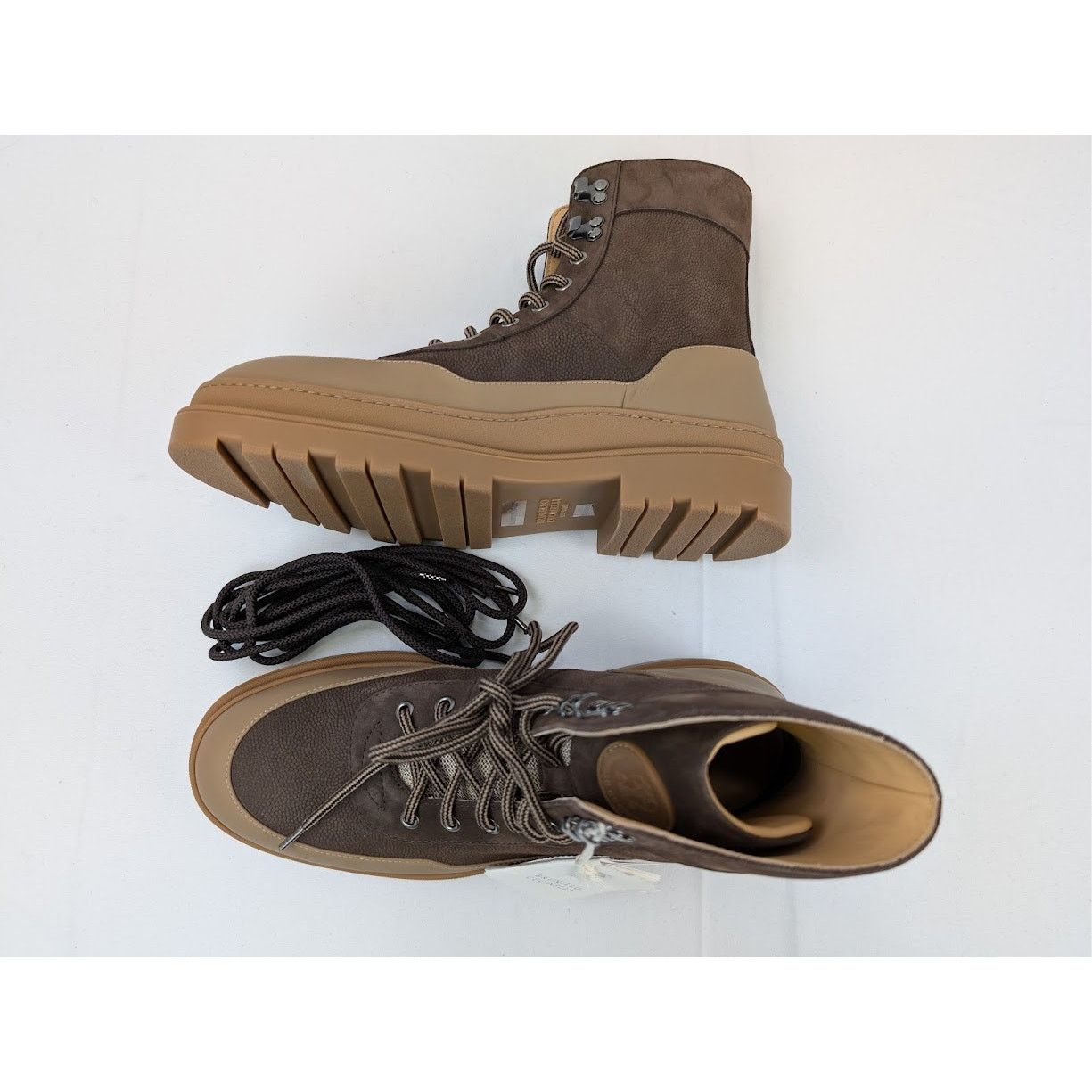o1rshd1 Leather Boots in Brown