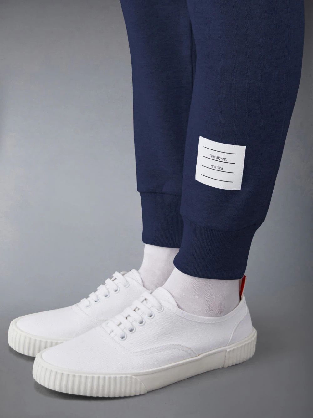 Thom Browne o1s22i1n0924 4-Bar Sweatpants in Navy Blue Size 26" / US 2 / IT 38 - 5 Thumbnail