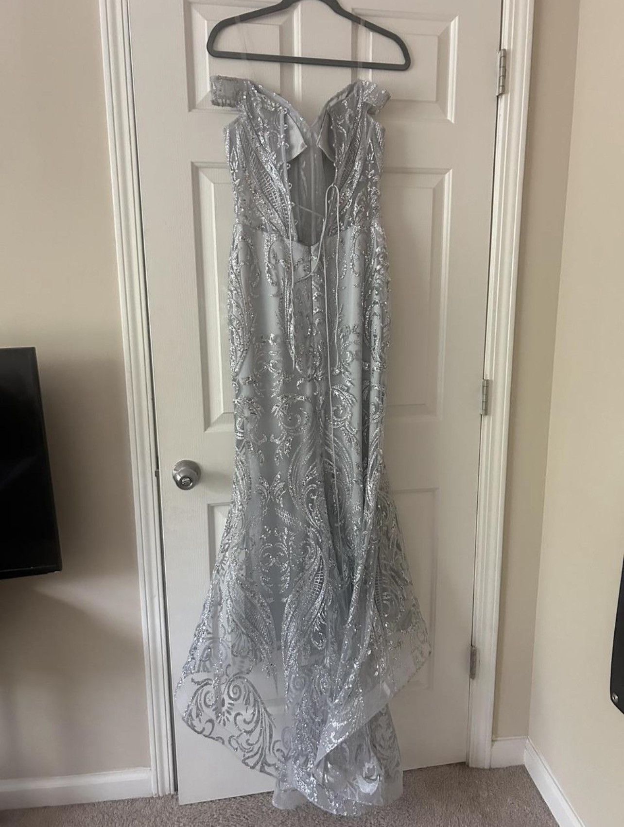 Other Silver prom dress with sequin detail Size S / US 4 / IT 40 - 5 Thumbnail