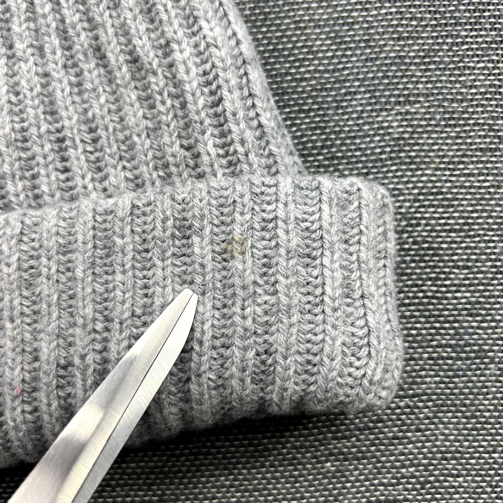 Ganni Ganni Womens Beanie One Size Wool Blend Gray Knitted Cuffed Wool Blend Beanie, Gray, One Size, Women’s, Knit, Thermal, Acrylic/Wool Size ONE SIZE - 3 Thumbnail