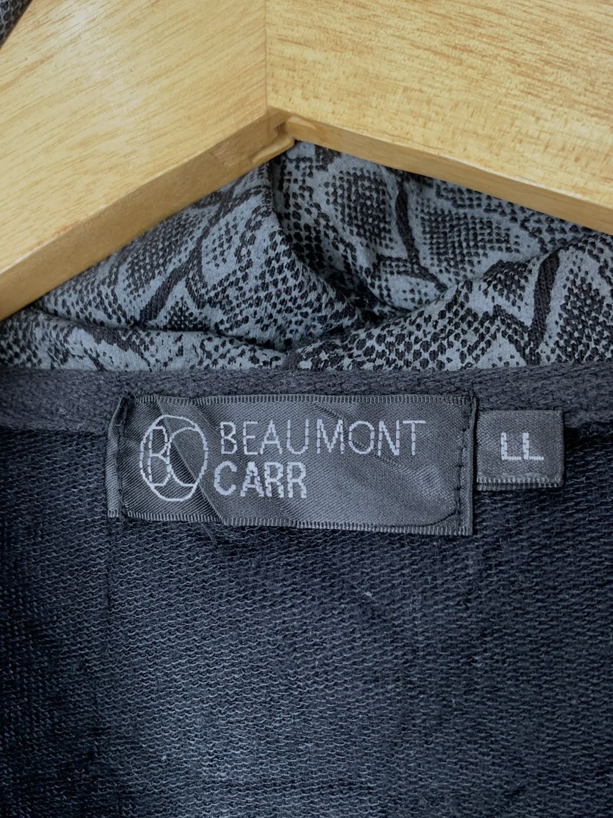 Japanese Brand beaumont carr snake poem hoodie japan Size US M / EU 48-50 / 2 - 3 Thumbnail